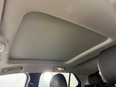 Certified 2022 Buick Encore GX Essence w/ Experience Buick Package image 32