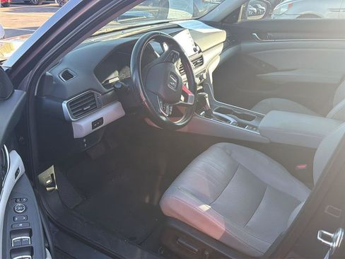 Used 2018 Honda Accord EX-L image 2
