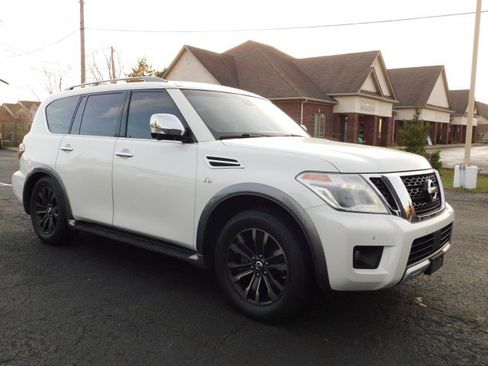 Used 2017 Nissan Armada Platinum image 10