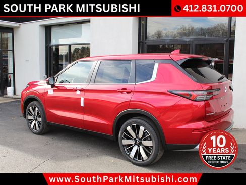 New 2026 Mitsubishi Outlander SE image 6