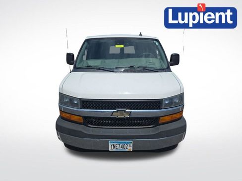 Used 2019 Chevrolet Express 3500 LT w/ LT Preferred Equipment Group RWD image 12
