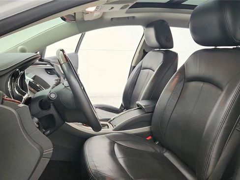 Used 2011 Buick LaCrosse CXL w/ Driver Confidence Package image 26