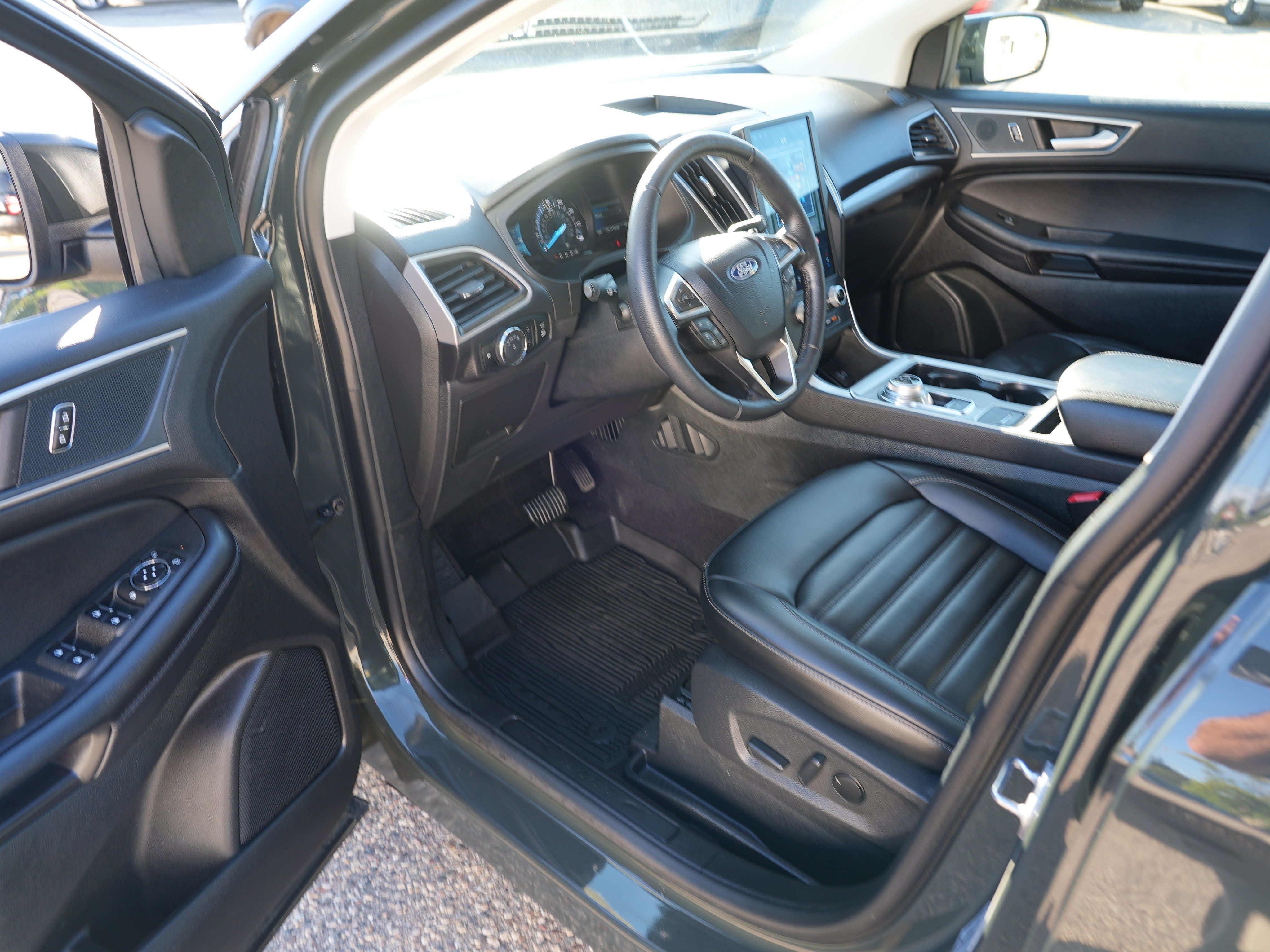 Used 2024 Ford Edge SEL w/ Convenience Package AWD/4WD image 15
