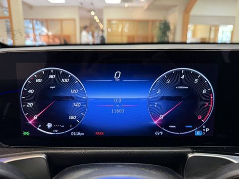 Certified 2024 Mercedes-Benz GLB 250 image 9