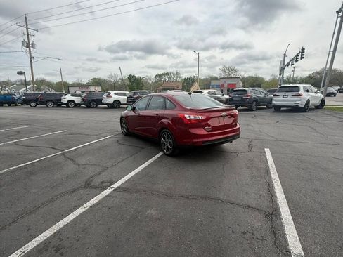 Used 2014 Ford Focus SE w/ Equipment Group 201A image 10