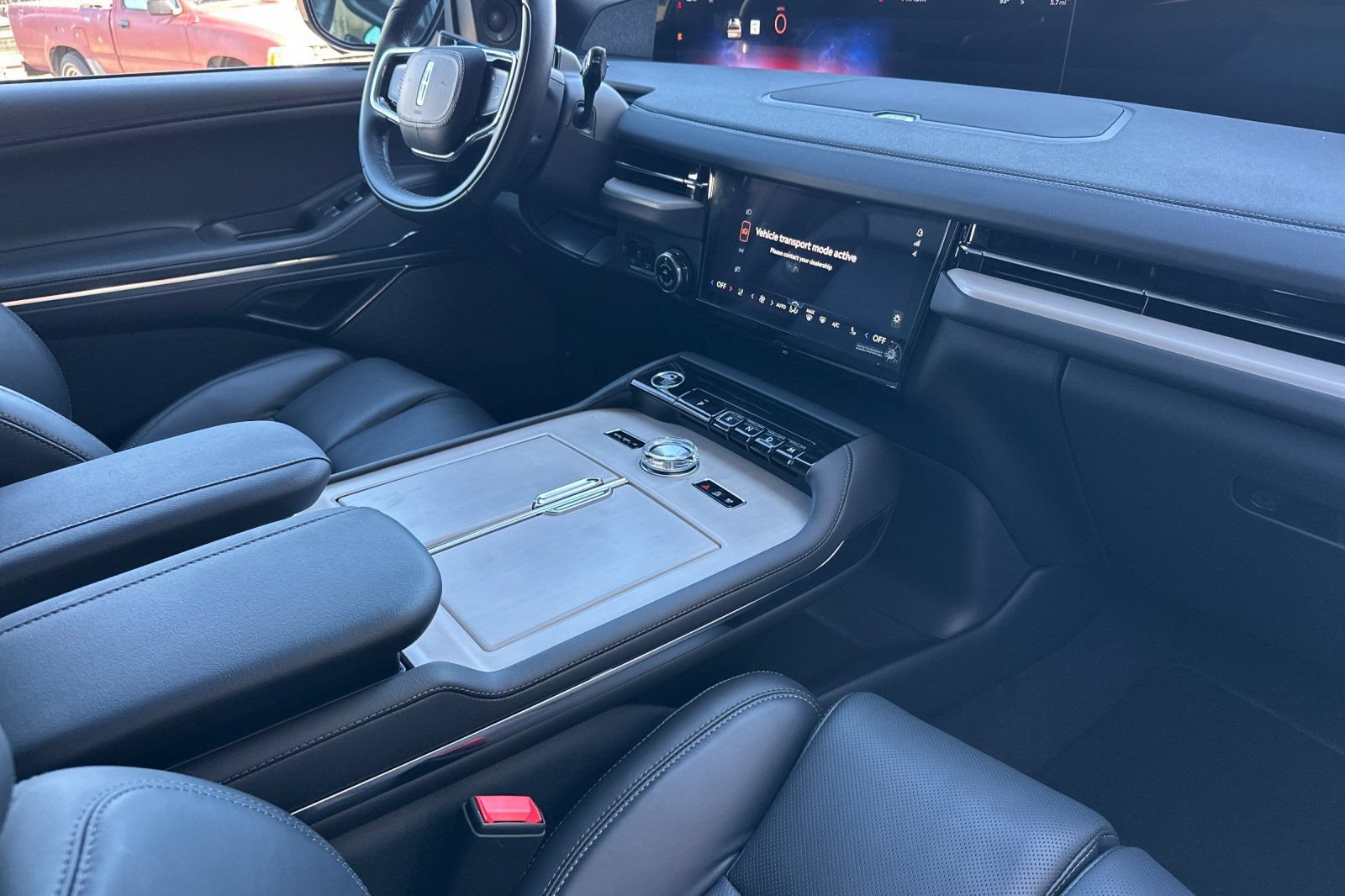 New 2026 Lincoln Navigator Reserve w/ Jet Appearance Package AWD/4WD image 15