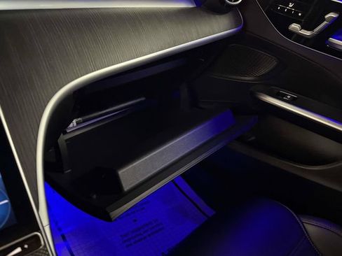 Certified 2023 Mercedes-Benz C 300 4MATIC Sedan image 31