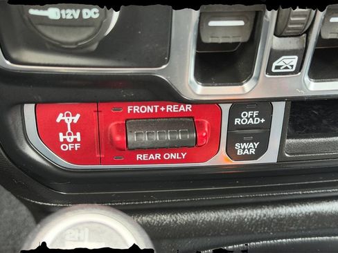 Used 2022 Jeep Wrangler Unlimited Rubicon w/ LED Lighting Group AWD/4WD image 20