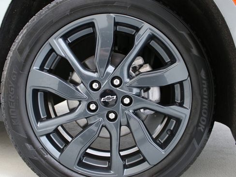 Used 2023 Chevrolet Equinox RS AWD/4WD image 30