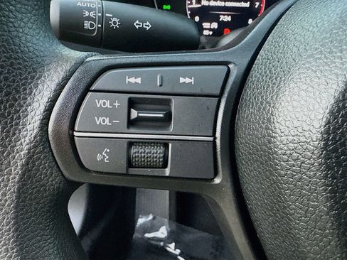 Used 2025 Honda Accord LX image 36