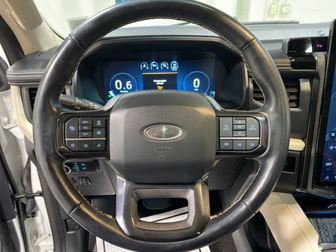 Used 2023 Ford Expedition Platinum image 33