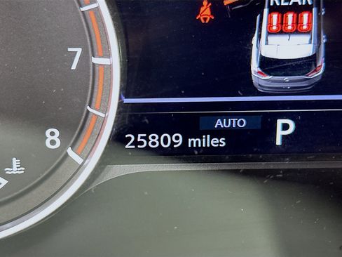 Used 2023 Nissan Rogue S AWD/4WD image 19