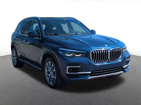 Used 2022 BMW X5 xDrive40i w/ Premium Package AWD/4WD image 8