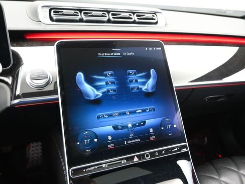 Used 2022 Mercedes-Benz S 580 4MATIC Sedan image 19