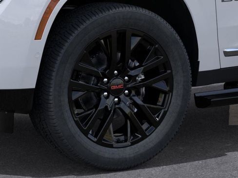 New 2026 GMC Yukon Denali w/ Denali Reserve Package image 9