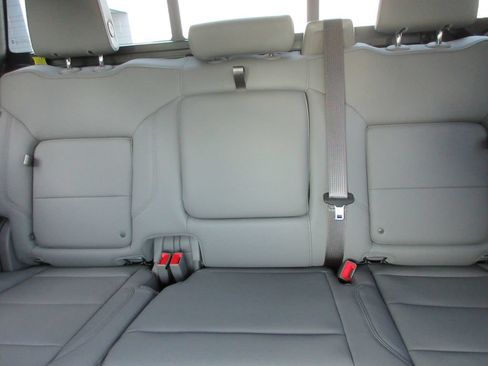 New 2026 Chevrolet Silverado 1500 LTZ w/ LTZ Premium Package AWD/4WD image 22