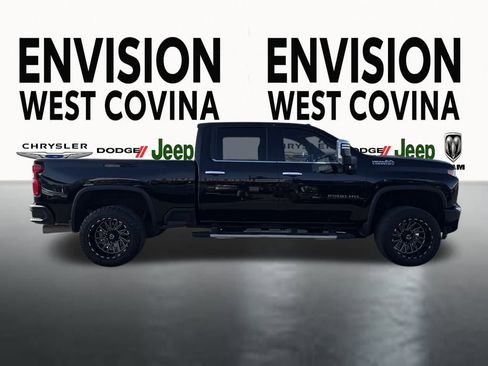 Used 2023 Chevrolet Silverado 2500 High Country w/ Safety Package II image 12