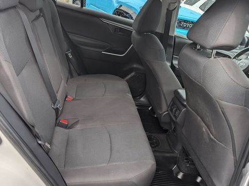 Certified 2024 Toyota RAV4 LE AWD/4WD image 19