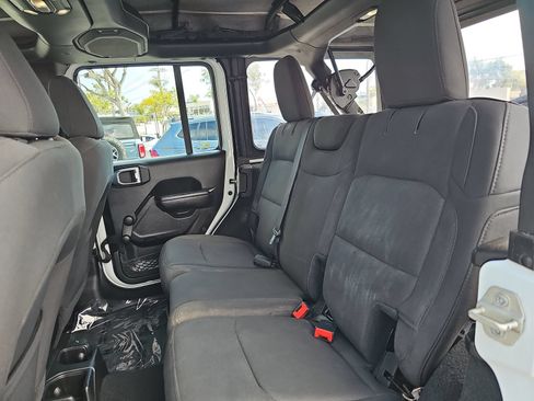 Used 2023 Jeep Wrangler Unlimited Sport AWD/4WD image 14