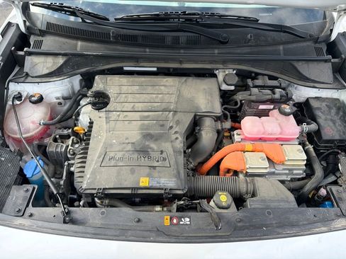 Used 2022 Kia Niro EX Premium image 24