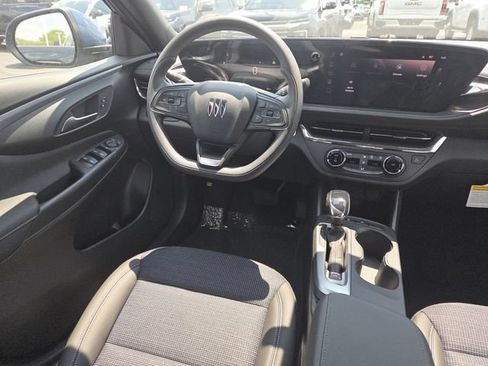 New 2026 Buick Envista Preferred FWD image 26