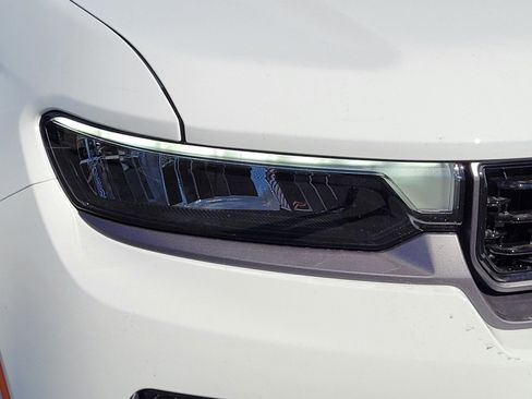 New 2026 Jeep Grand Cherokee L Summit image 10