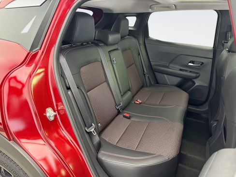 Used 2026 Nissan Kicks SR w/ SR Premium Package AWD/4WD image 18