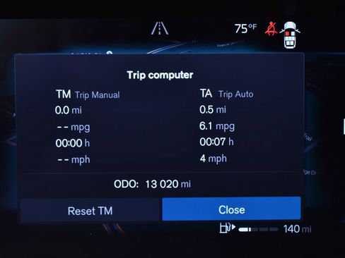 Certified 2024 Volvo XC90 B5 Core w/ Climate Package image 13