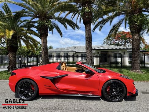Used 2024 Chevrolet Corvette Z06 w/ Stealth Interior Trim Package RWD image 21
