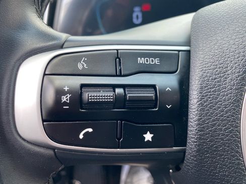 Used 2025 Kia Sportage EX w/ Premium Package FWD image 22