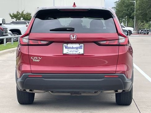 Used 2025 Honda CR-V LX image 5
