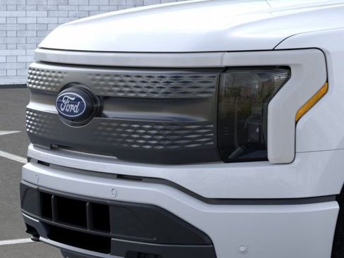 New 2025 Ford F150 Lightning Flash AWD/4WD image 41