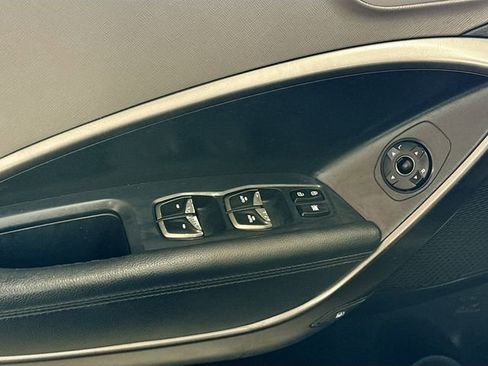 Used 2017 Hyundai Santa Fe Sport FWD image 17