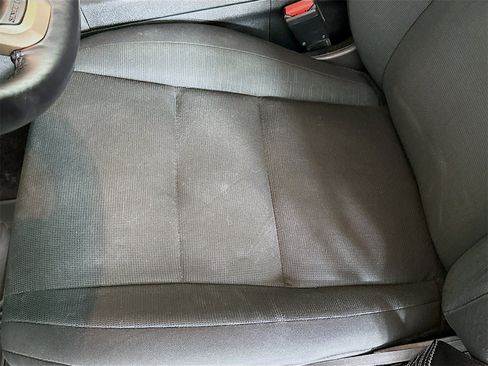 Used 2017 Jeep Grand Cherokee Laredo w/ Quick Order Package 23E image 18