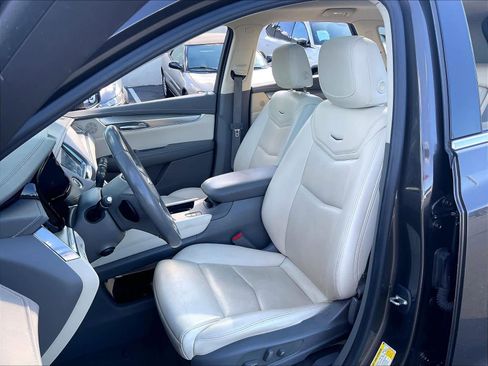 Used 2019 Cadillac XT5 Premium Luxury image 26