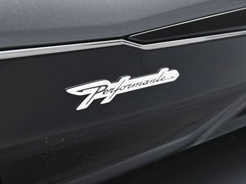 Used 2024 Lamborghini Urus Performante image 14