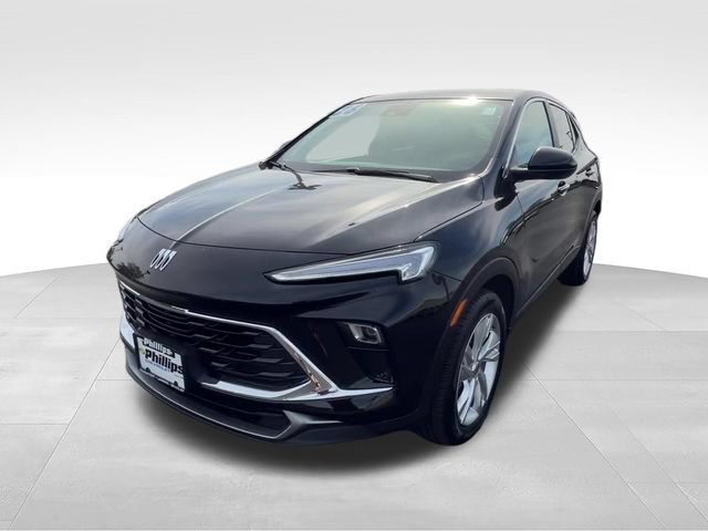 Certified 2026 Buick Encore GX Preferred w/ Comfort Package FWD image 2