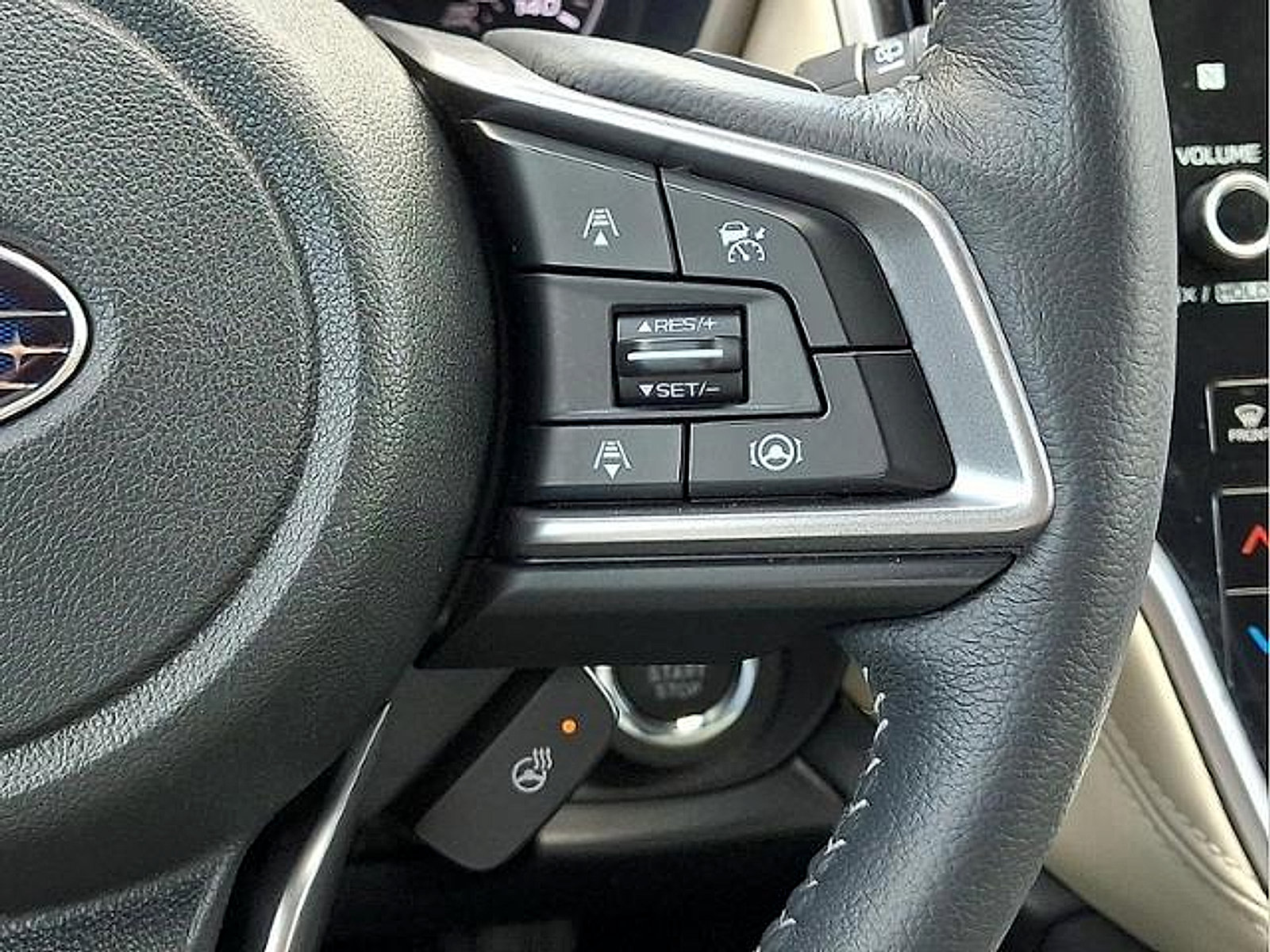Used 2020 Subaru Outback Limited AWD/4WD image 25