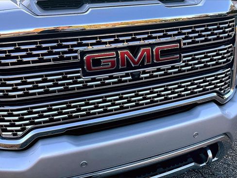 Certified 2020 GMC Sierra 3500 Denali w/ Denali Ultimate Package image 28