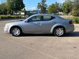 Used 2013 Dodge Avenger SE image 2