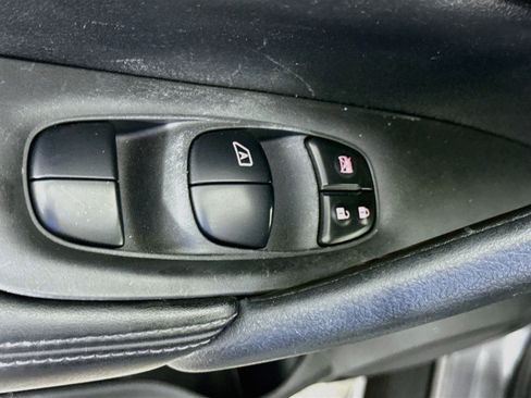 Used 2020 Nissan Rogue SV w/ Premium Package AWD/4WD image 24