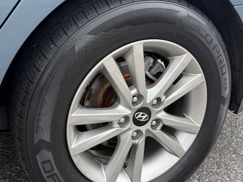 Used 2015 Hyundai Sonata SE FWD image 23