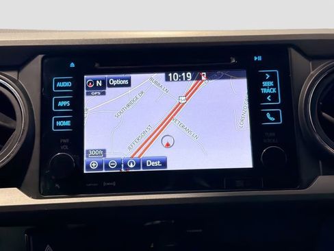 Used 2017 Toyota Tacoma TRD Sport w/ Tow Package image 11