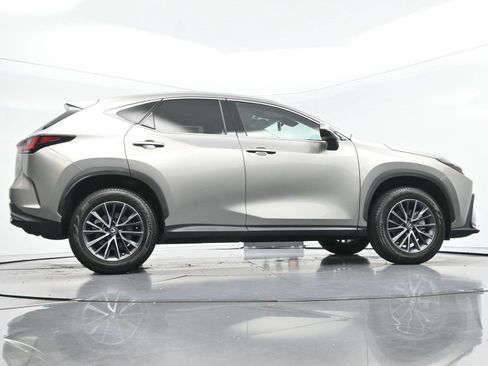 Used 2022 Lexus NX 250 FWD w/ Towing Package (2000 Lbs) image 52