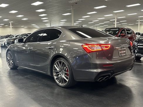 Used 2018 Maserati Ghibli S GranSport image 5