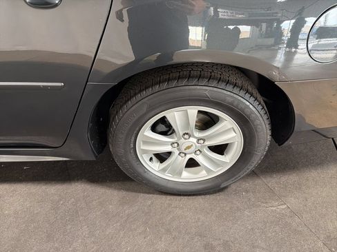 Used 2014 Chevrolet Impala Limited LS FWD image 28