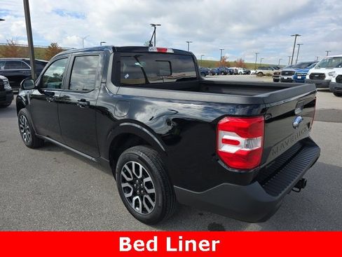 Used 2023 Ford Maverick Lariat w/ Lariat Luxury Package image 3