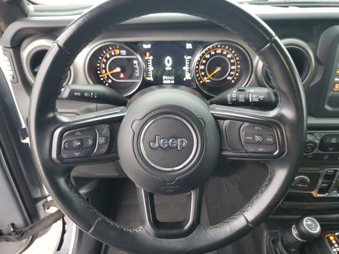 Used 2021 Jeep Wrangler Unlimited Willys image 13