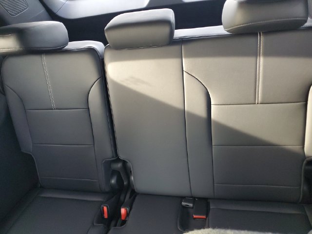 Used 2024 GMC Acadia Elevation w/ LPO, Floor Liner Package FWD image 10