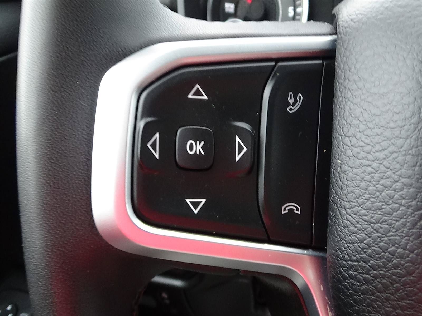 Used 2025 RAM 1500 Big Horn AWD/4WD image 21